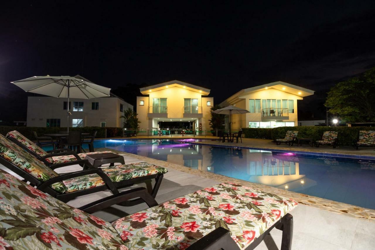 Paraiso Hotel Campestre La Virginia  ภายนอก รูปภาพ